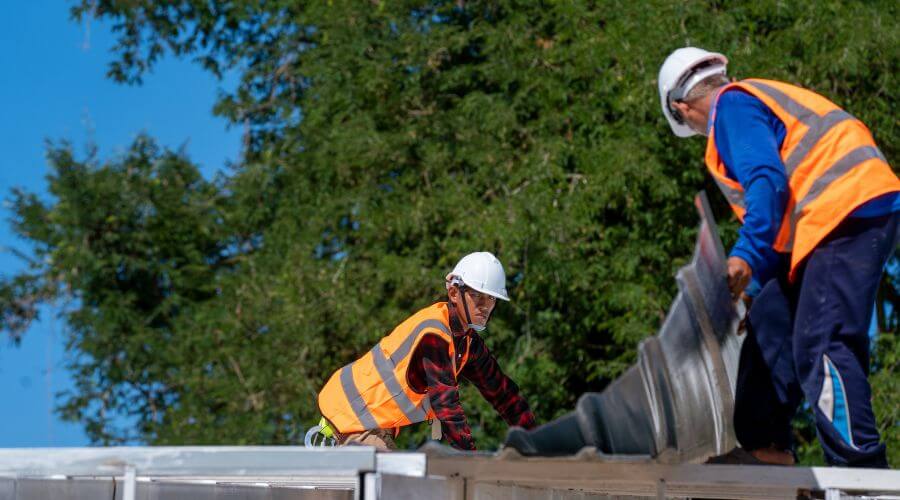 Professional gutter cleaning in Rayville, LA